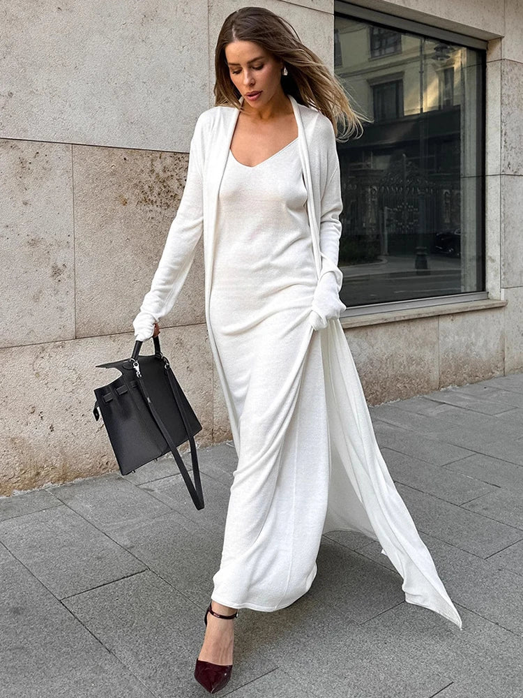 Delia™  Komplet sweter + sukienka